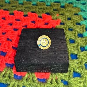 Vintage Paul Harris Fellow Pin With Sapphire